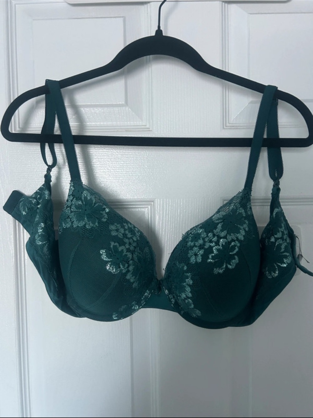 Victoria's Secret Teal Floral Lace Underwire Bra